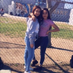 Meet your Posher, Rosy